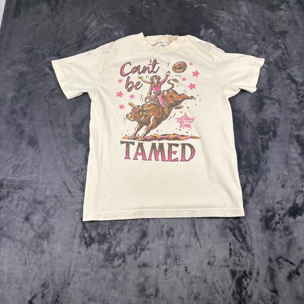 PBR Graphic Tee Womens Medium Cream Cant Be Tamed Bull Riding Rodeo Shirt
